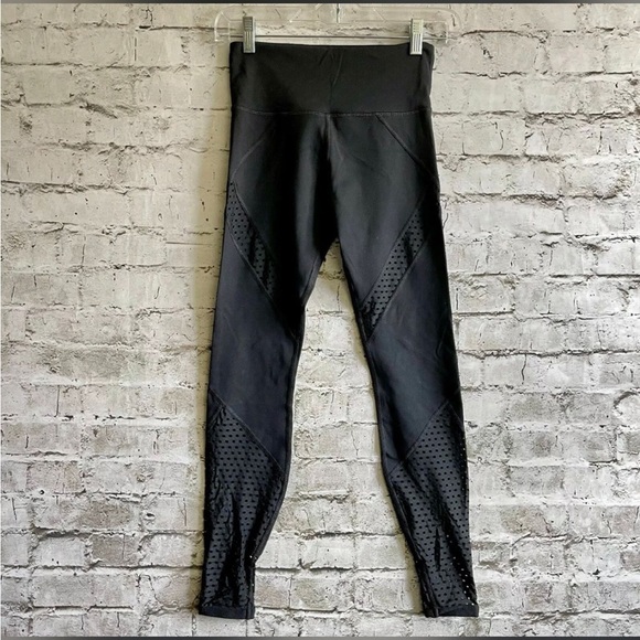 Lorna Jane Black Mesh Diagonal Panels Yoga Compression Run Leggings Size XS - Picture 2 of 2